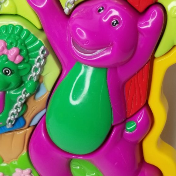 90s Vintage Barney and Friends Plastic Puzzle Toy - Picture 4 of 8